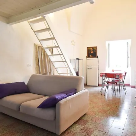 Apartment La Casa Di Isa By Typney